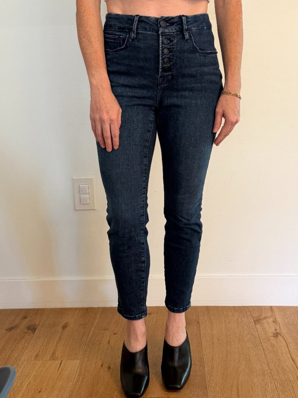 Good American petite skinny jeans